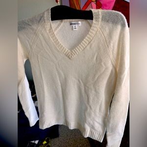 MinnieRose V Neck 100% Cashmere Pullover Sweater